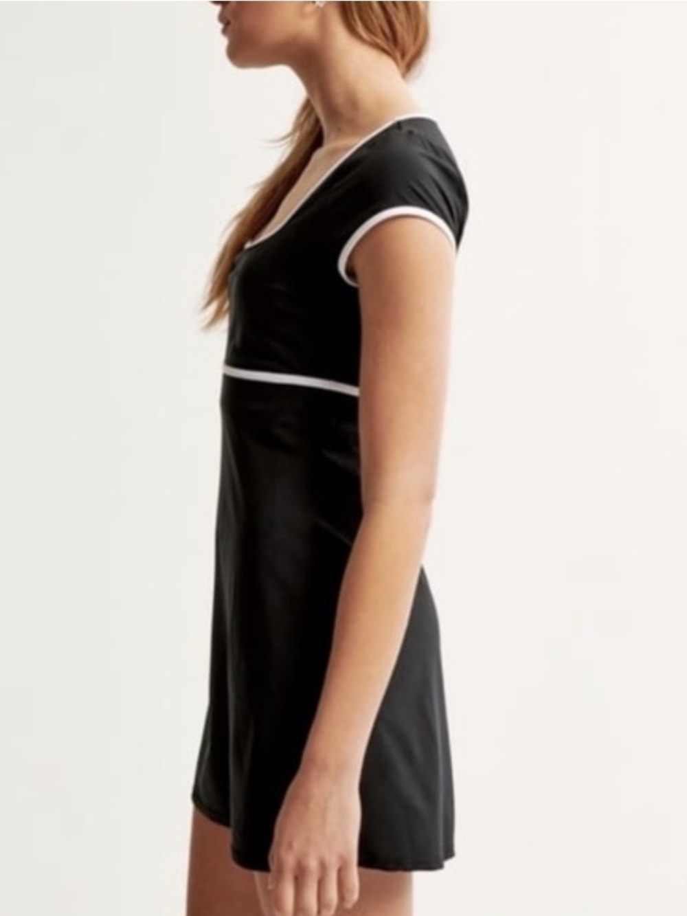 Abercrombie & Fitch Black Traveler Mini Dress with White Trim - Picture 2 of 3